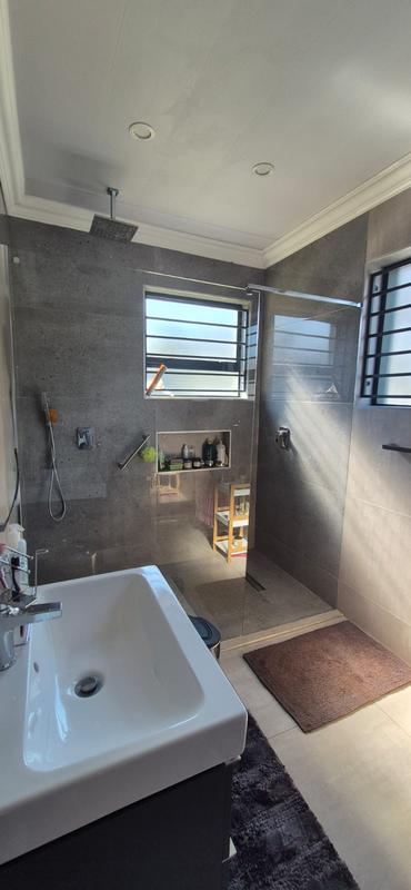 To Let 3 Bedroom Property for Rent in Roosevelt Park Gauteng