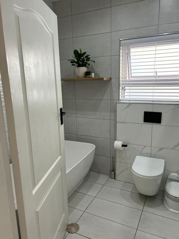 5 Bedroom Property for Sale in Centurion Gauteng