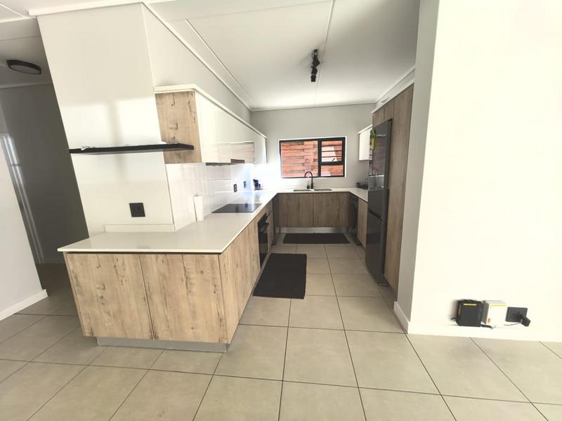 To Let 3 Bedroom Property for Rent in Linbro Park Gauteng