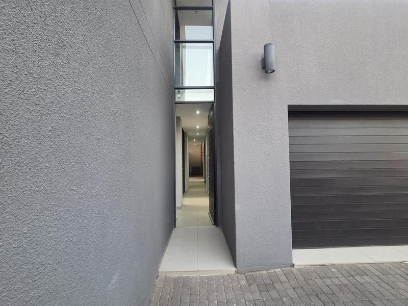 To Let 3 Bedroom Property for Rent in Raslouw Gauteng