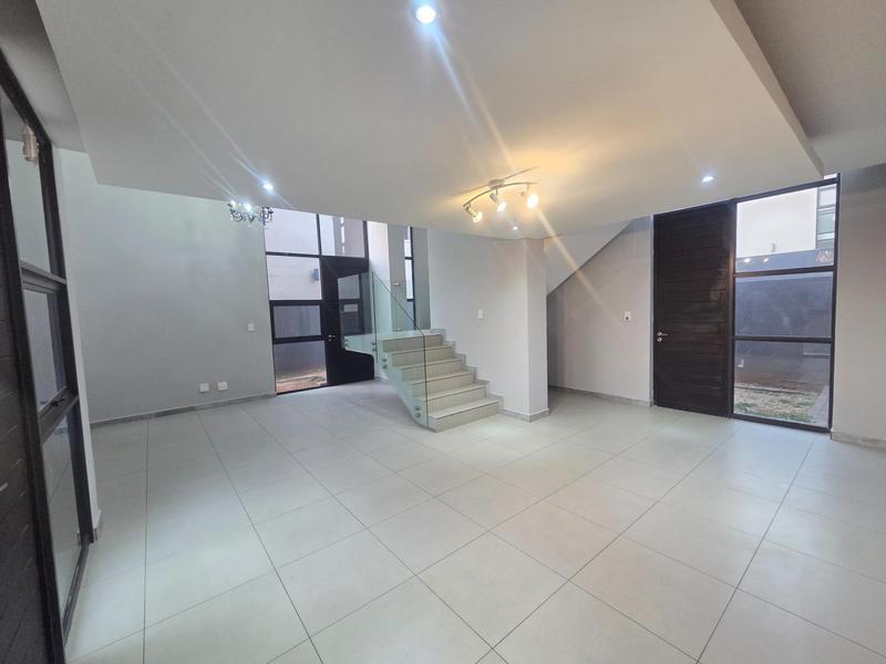 To Let 3 Bedroom Property for Rent in Raslouw Gauteng