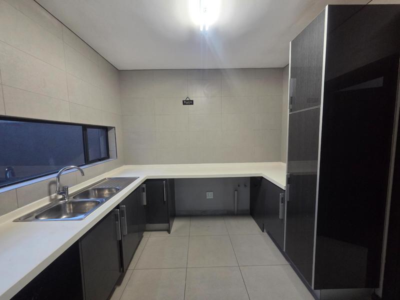 To Let 3 Bedroom Property for Rent in Raslouw Gauteng