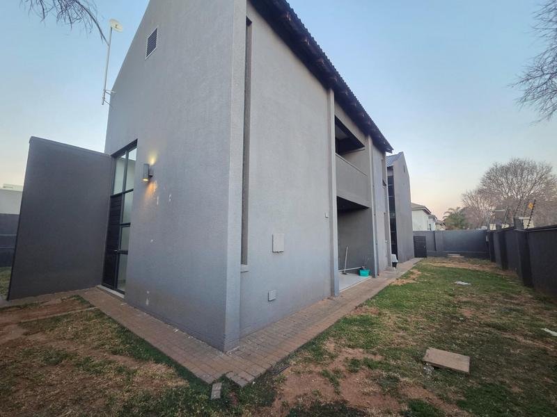 To Let 3 Bedroom Property for Rent in Raslouw Gauteng