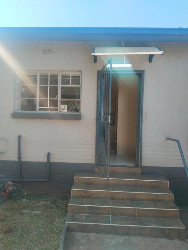 To Let 3 Bedroom Property for Rent in Homestead Gauteng