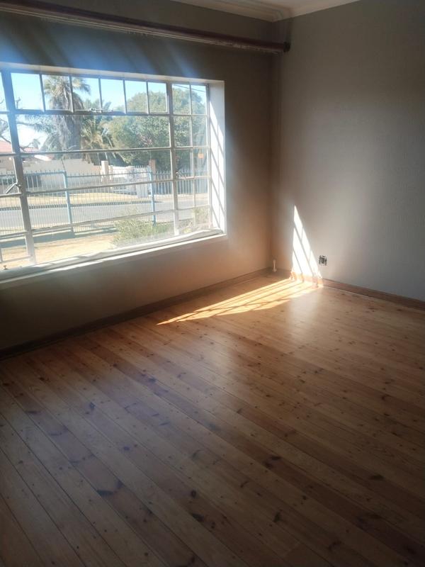 To Let 3 Bedroom Property for Rent in Homestead Gauteng