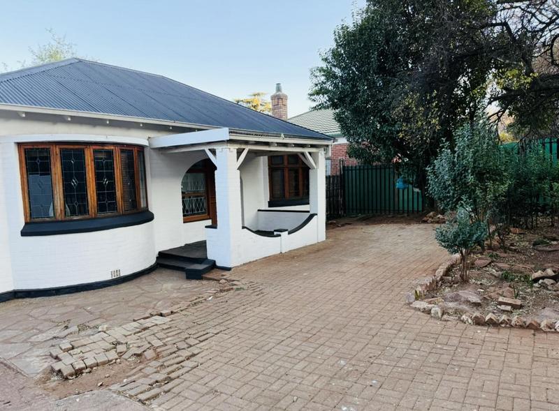2 Bedroom Property for Sale in Observatory Gauteng