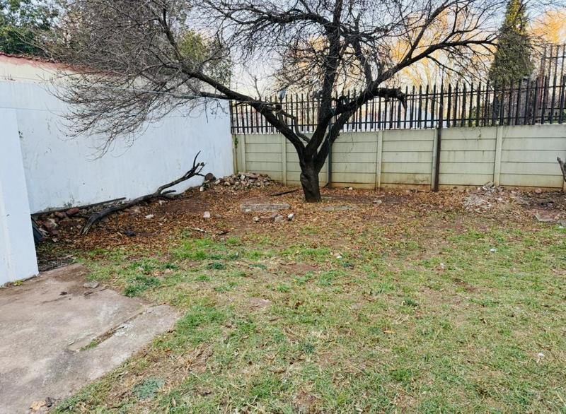 2 Bedroom Property for Sale in Observatory Gauteng