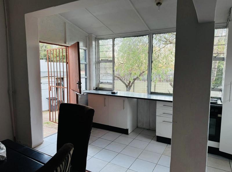 2 Bedroom Property for Sale in Observatory Gauteng