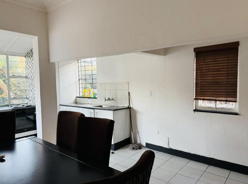 2 Bedroom Property for Sale in Observatory Gauteng