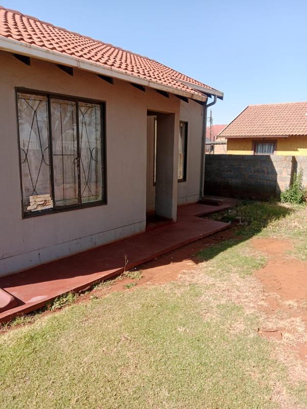 To Let 2 Bedroom Property for Rent in Vosloorus Gauteng