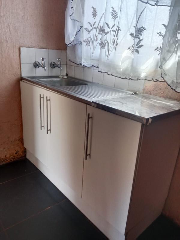 To Let 2 Bedroom Property for Rent in Vosloorus Gauteng