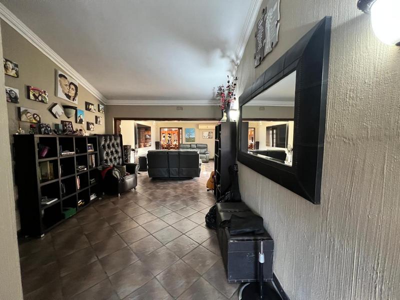 3 Bedroom Property for Sale in Dalpark Proper Gauteng