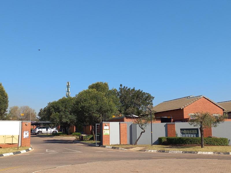 To Let 3 Bedroom Property for Rent in Monavoni Gauteng