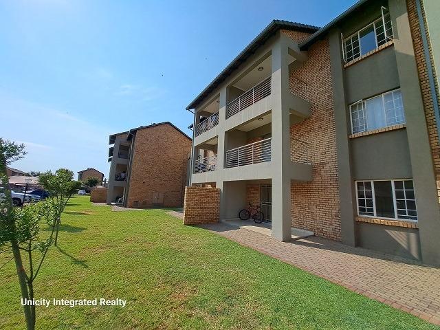 To Let 2 Bedroom Property for Rent in Stone Ridge Gauteng