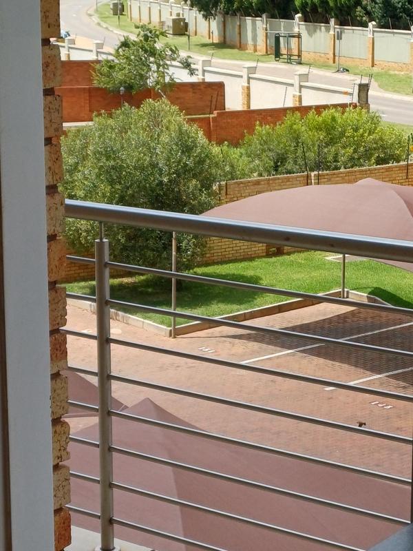 To Let 2 Bedroom Property for Rent in Stone Ridge Gauteng