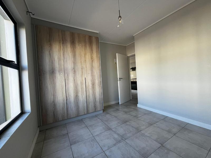 To Let 1 Bedroom Property for Rent in Mooikloof Gauteng