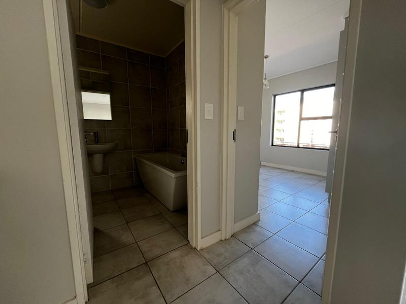 To Let 1 Bedroom Property for Rent in Mooikloof Gauteng