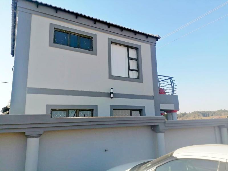 8 Bedroom Property for Sale in Clayville Gauteng