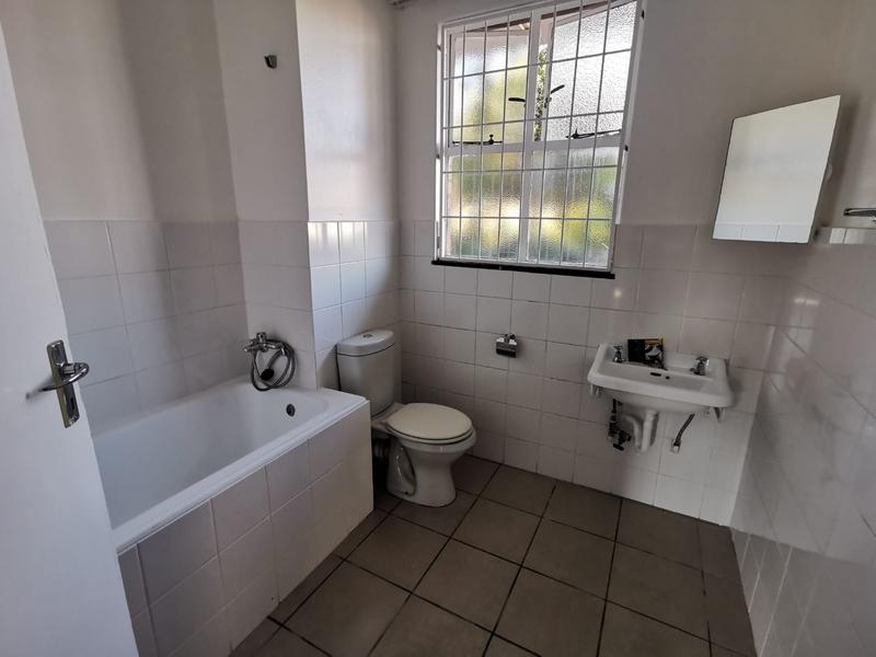 To Let 1 Bedroom Property for Rent in Casseldale Gauteng