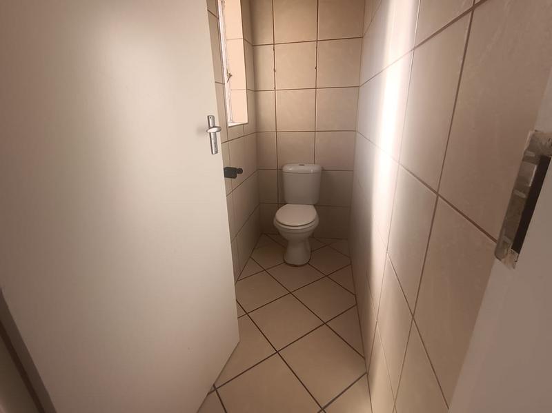 To Let 3 Bedroom Property for Rent in Strubenvale Gauteng
