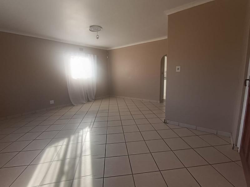 To Let 3 Bedroom Property for Rent in Strubenvale Gauteng
