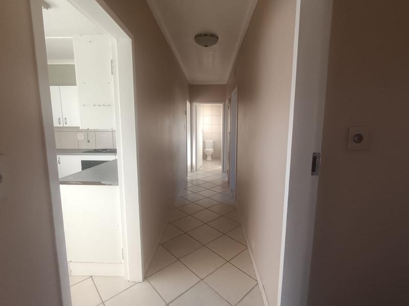 To Let 3 Bedroom Property for Rent in Strubenvale Gauteng