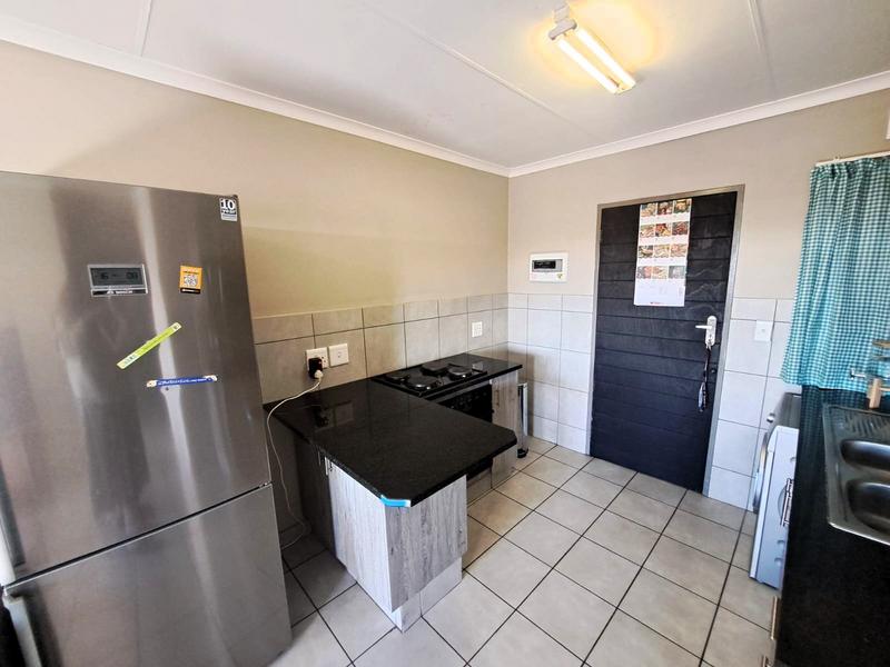 2 Bedroom Property for Sale in Heuweloord Gauteng