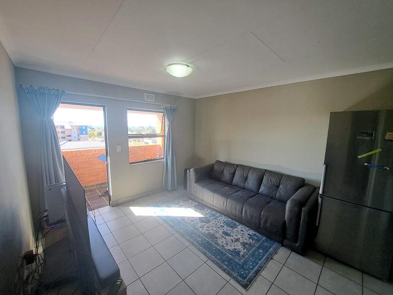 2 Bedroom Property for Sale in Heuweloord Gauteng