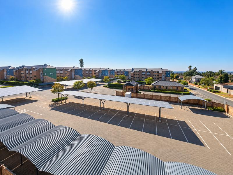 2 Bedroom Property for Sale in Heuweloord Gauteng