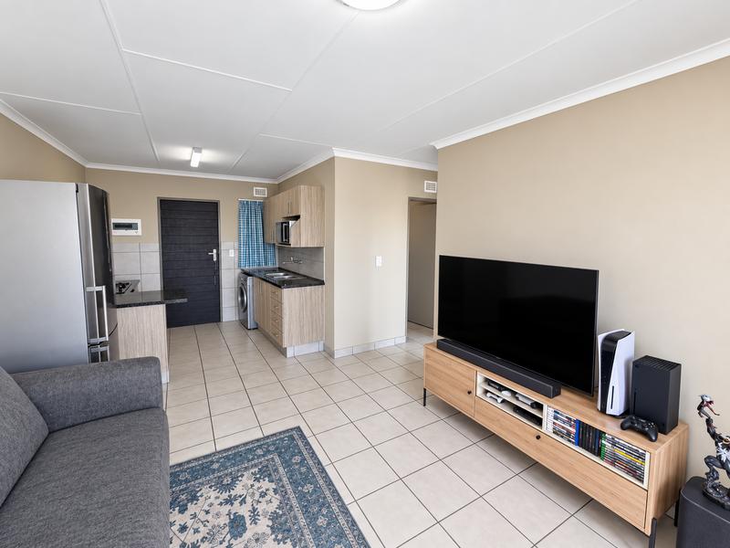 2 Bedroom Property for Sale in Heuweloord Gauteng