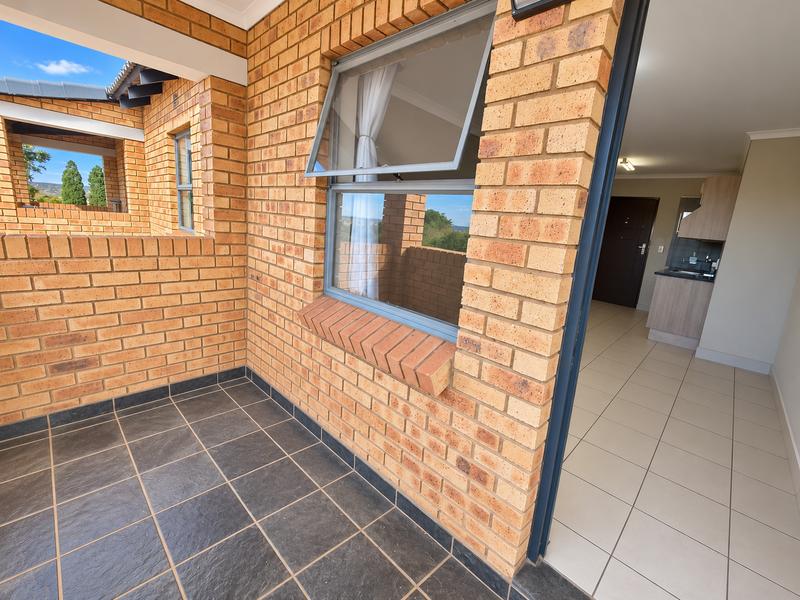 2 Bedroom Property for Sale in Heuweloord Gauteng