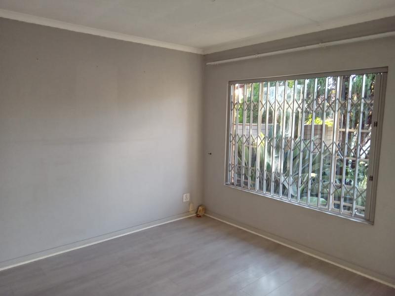 3 Bedroom Property for Sale in Rooihuiskraal North Gauteng