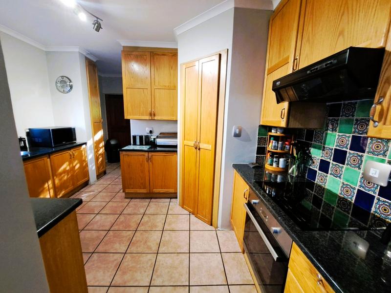 4 Bedroom Property for Sale in Amberfield Gauteng