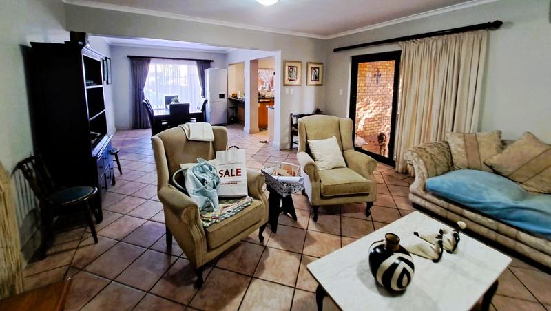 4 Bedroom Property for Sale in Amberfield Gauteng