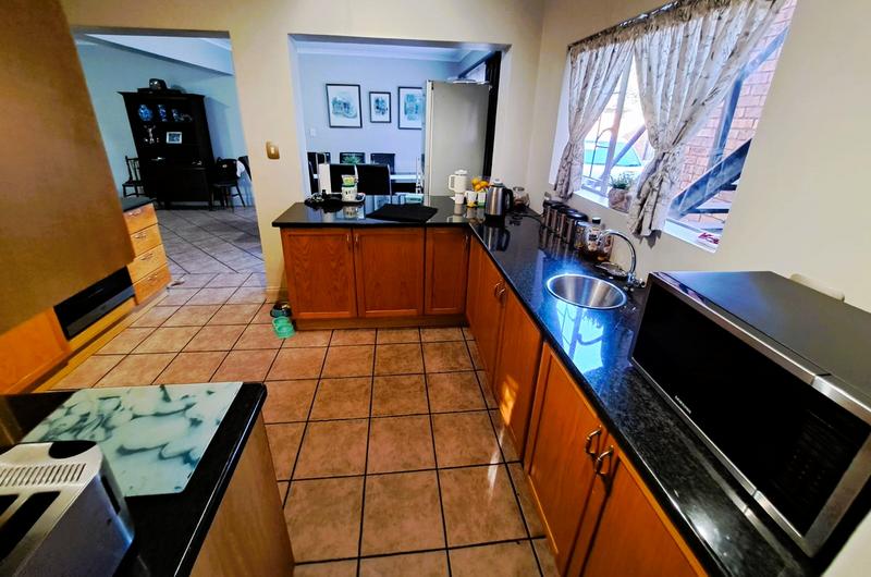 4 Bedroom Property for Sale in Amberfield Gauteng