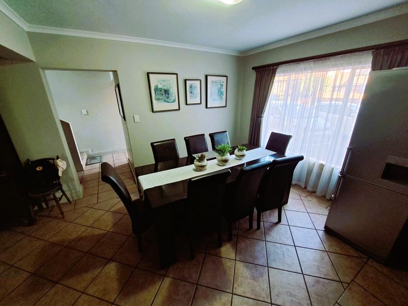4 Bedroom Property for Sale in Amberfield Gauteng