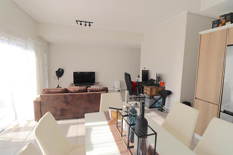 To Let 2 Bedroom Property for Rent in Waterfall Gauteng