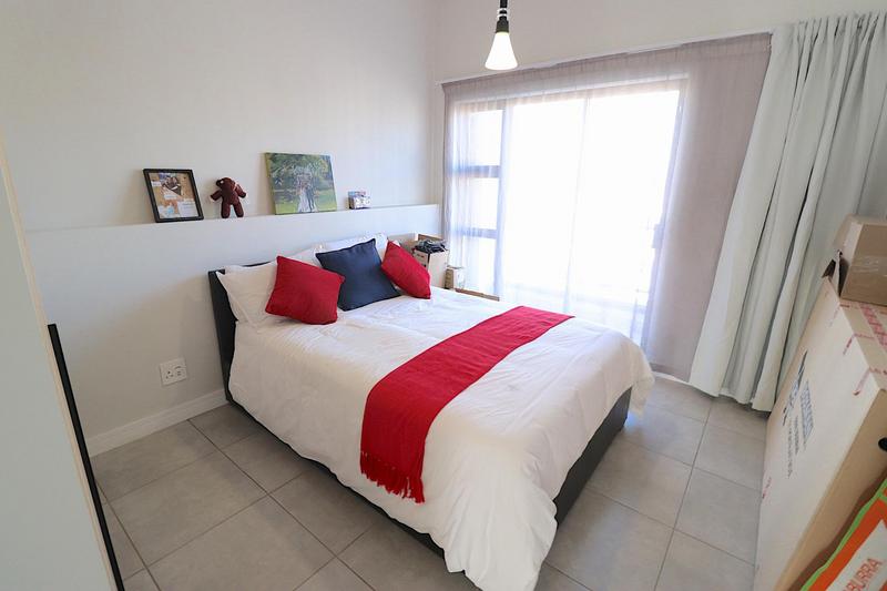 To Let 2 Bedroom Property for Rent in Waterfall Gauteng