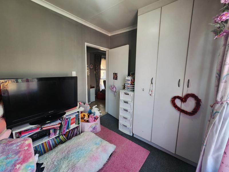 2 Bedroom Property for Sale in Allens Nek Gauteng