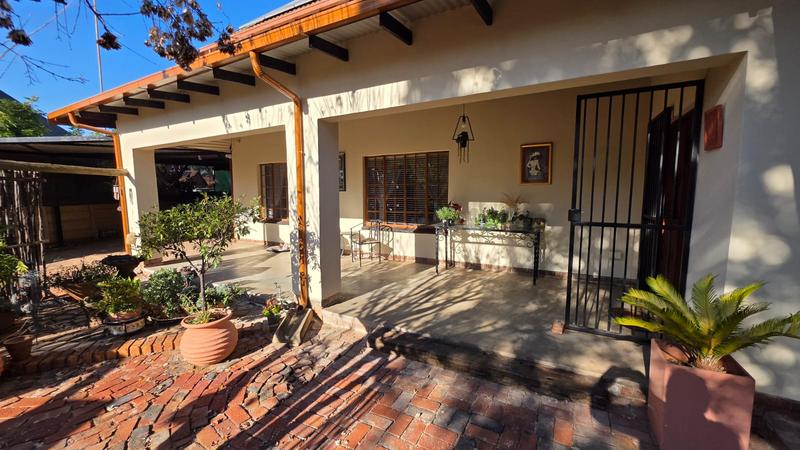 5 Bedroom Property for Sale in Doornpoort Gauteng