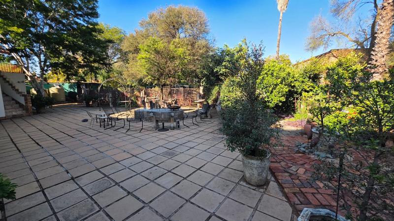 5 Bedroom Property for Sale in Doornpoort Gauteng