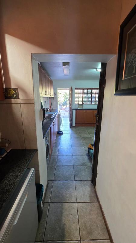 5 Bedroom Property for Sale in Doornpoort Gauteng