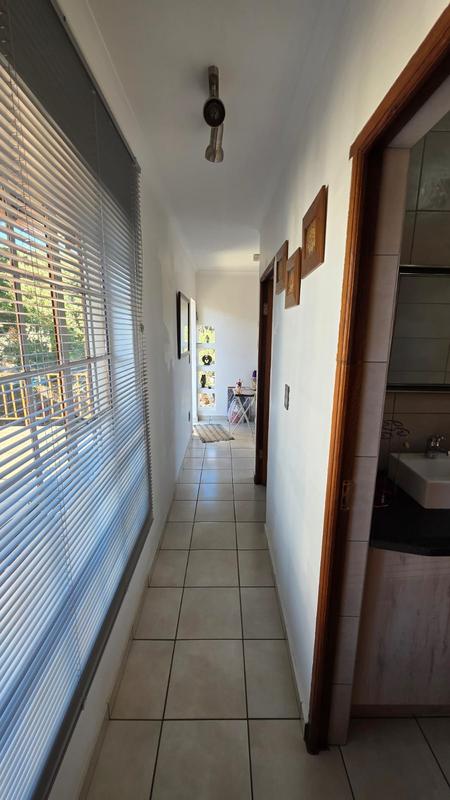 5 Bedroom Property for Sale in Doornpoort Gauteng