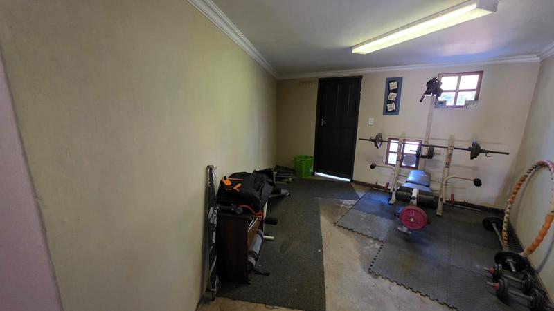 5 Bedroom Property for Sale in Doornpoort Gauteng