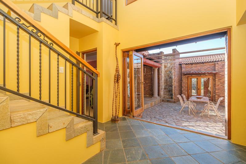 6 Bedroom Property for Sale in Ruimsig Gauteng