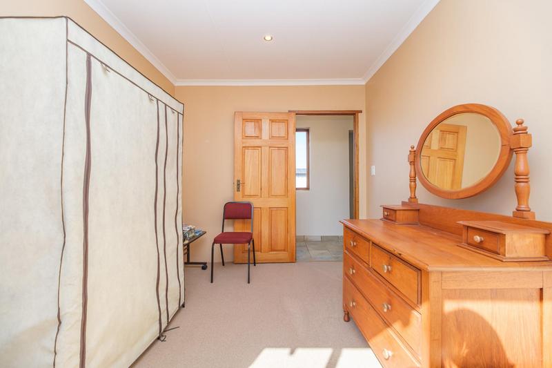 6 Bedroom Property for Sale in Ruimsig Gauteng