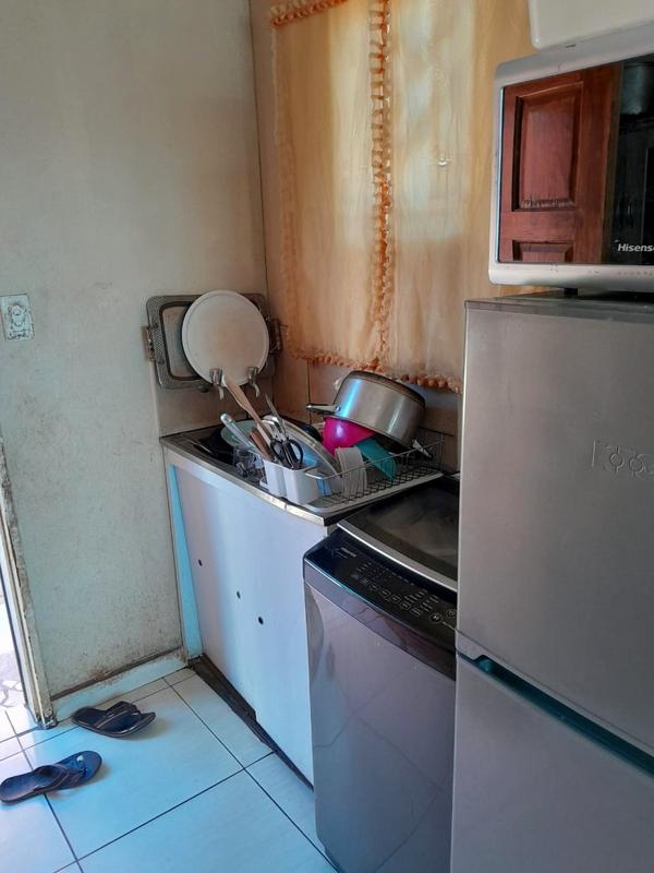 2 Bedroom Property for Sale in Protea Glen Gauteng
