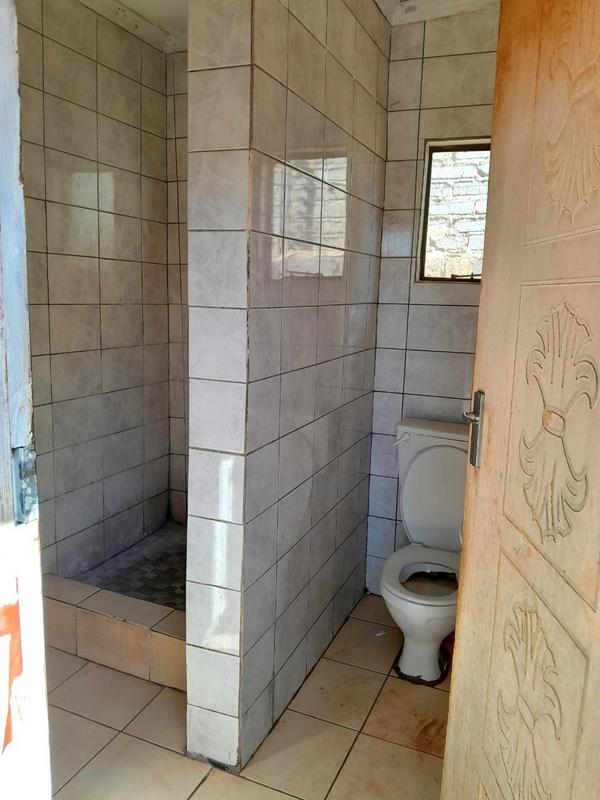 2 Bedroom Property for Sale in Protea Glen Gauteng