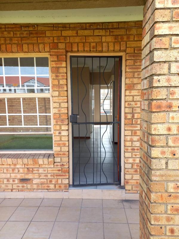2 Bedroom Property for Sale in Sylviavale Gauteng