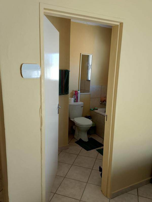 2 Bedroom Property for Sale in Kya Sands Gauteng